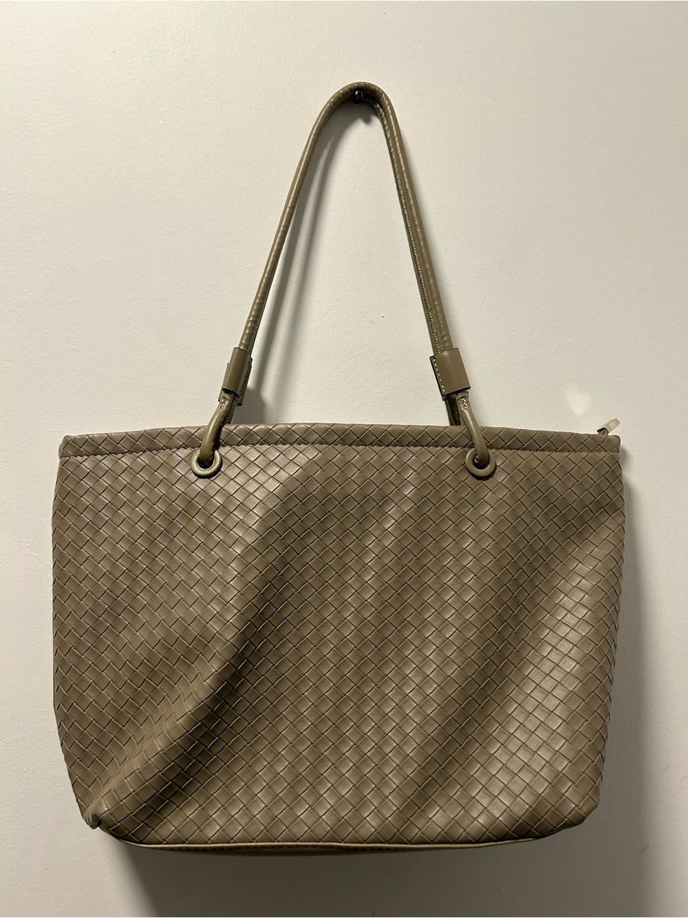 Woven Tote Bag in Olive Green